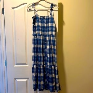 True Craft Large blue plaid flowy dress.